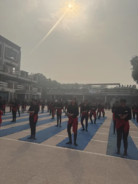 Yoga 2025