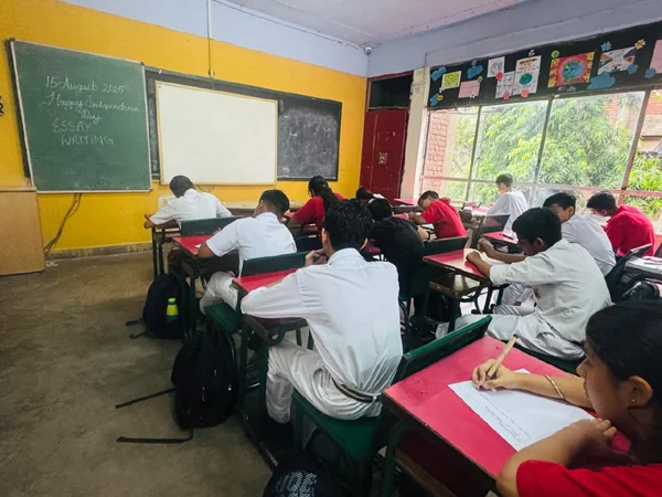 Quiz and Essay Writing on Indepedance Day