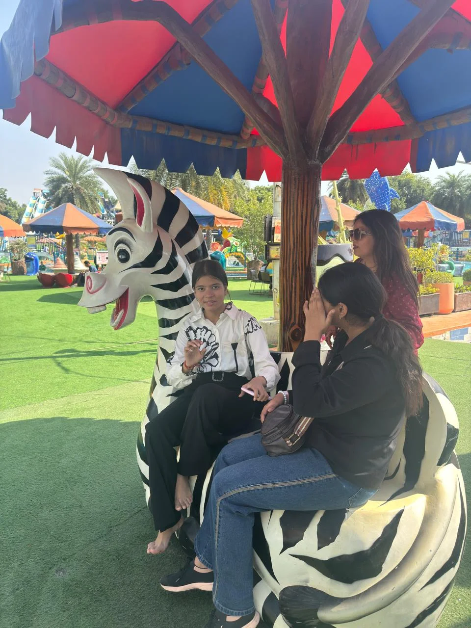 PICNIC FOR OUR SENIOR STUDENTS ON 14th OCTOBER  2025  AT FUN N FOOD VILLAGE