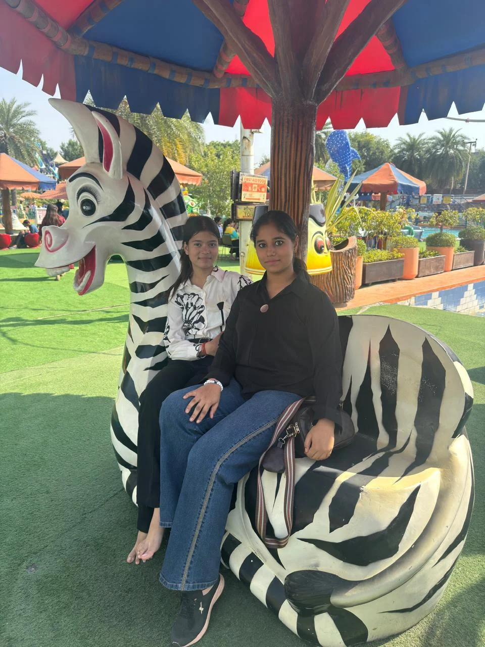 PICNIC FOR OUR SENIOR STUDENTS ON 14th OCTOBER  2025  AT FUN N FOOD VILLAGE