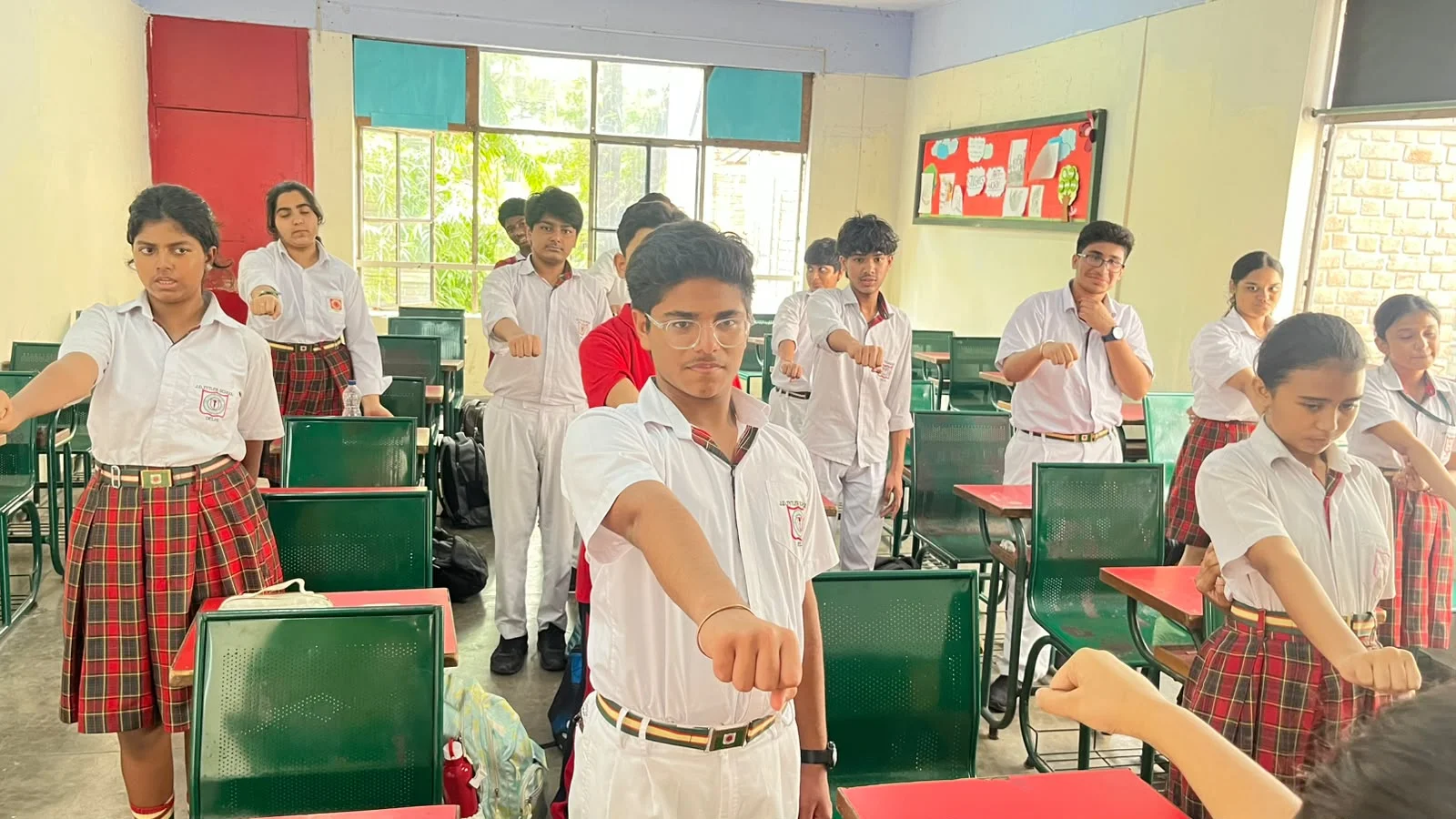 surakshit bachpan surakshit bhavishya